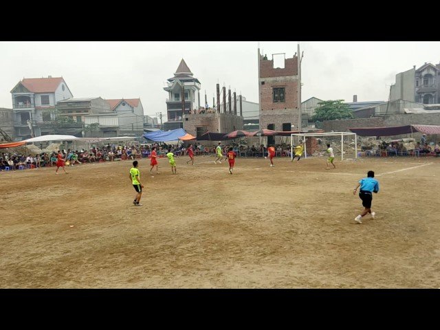 Trận Tranh giải 3,4 giải hội làng Mẫn Xá. FC Khóa Việt Ý-FC Dục Tú, Hiệp 2
